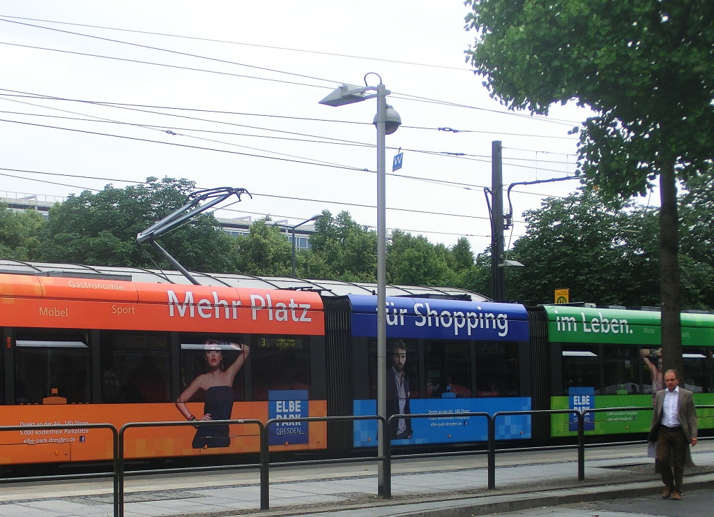 DresdenShoppingTram