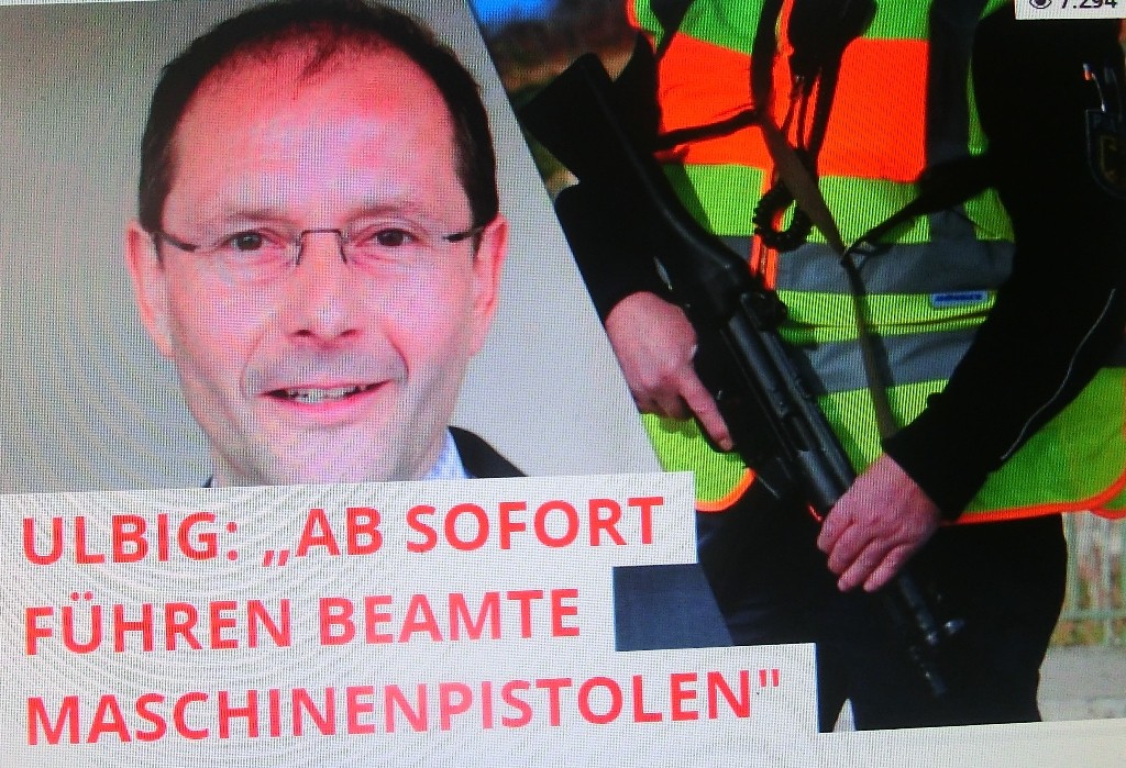 UlbigMaschinenpistolenPolizeiSachsen15